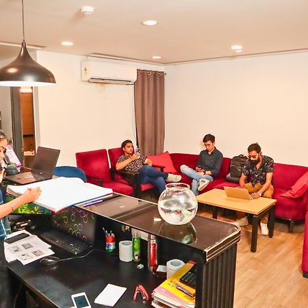 Hotel La Serene By Qotel-Gagan Vihar Anand Vihar New Delhi Exteriör bild