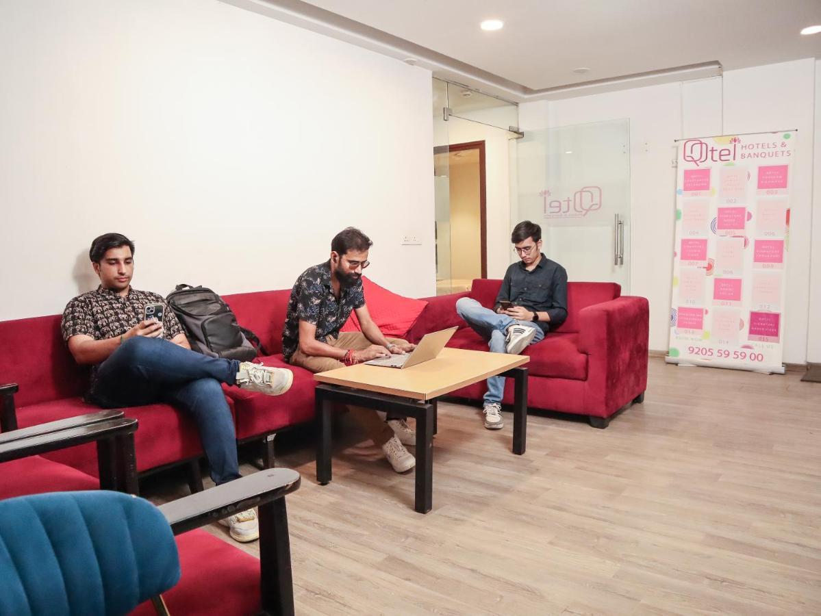 Hotel La Serene By Qotel-Gagan Vihar Anand Vihar New Delhi Exteriör bild