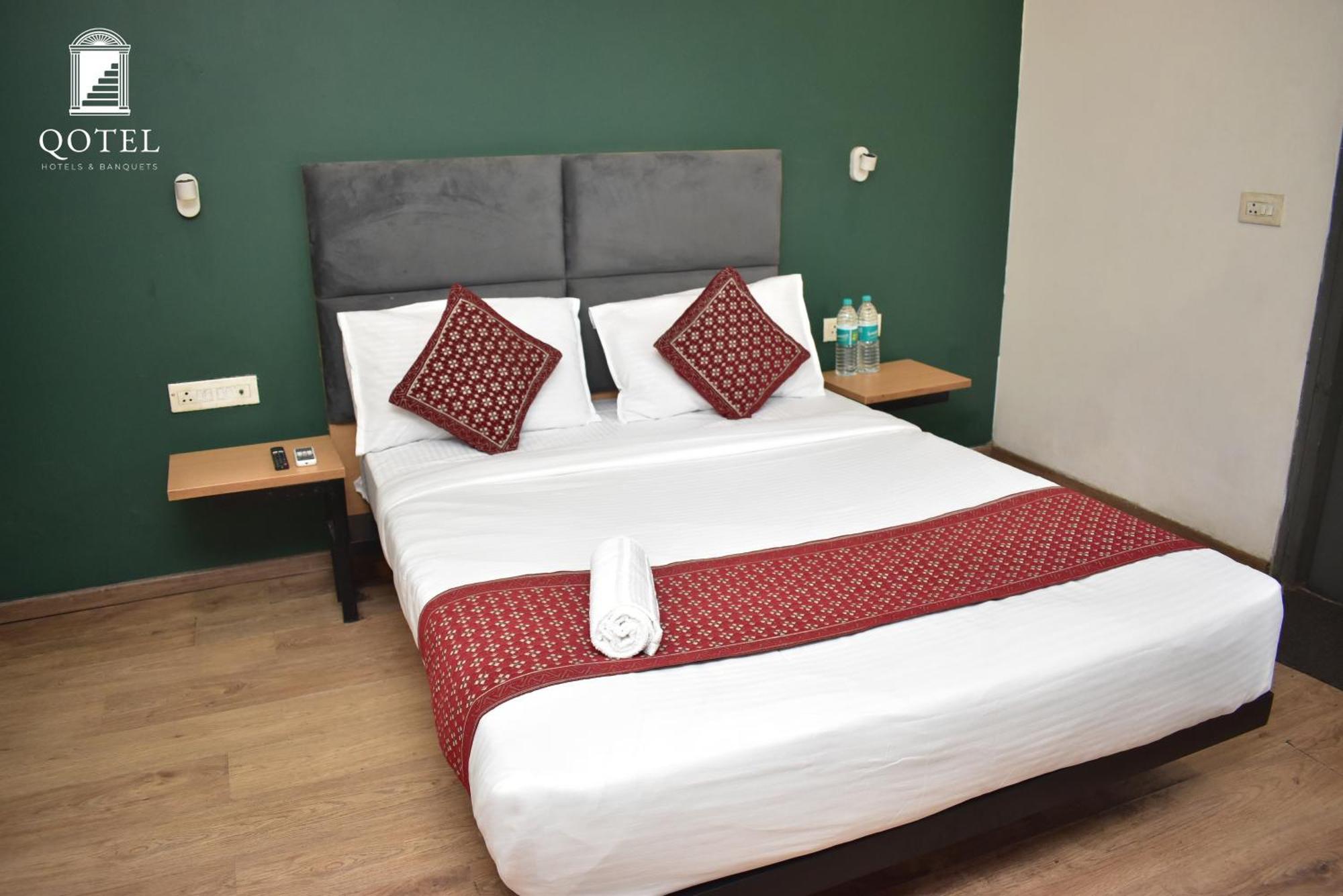Hotel La Serene By Qotel-Gagan Vihar Anand Vihar New Delhi Exteriör bild