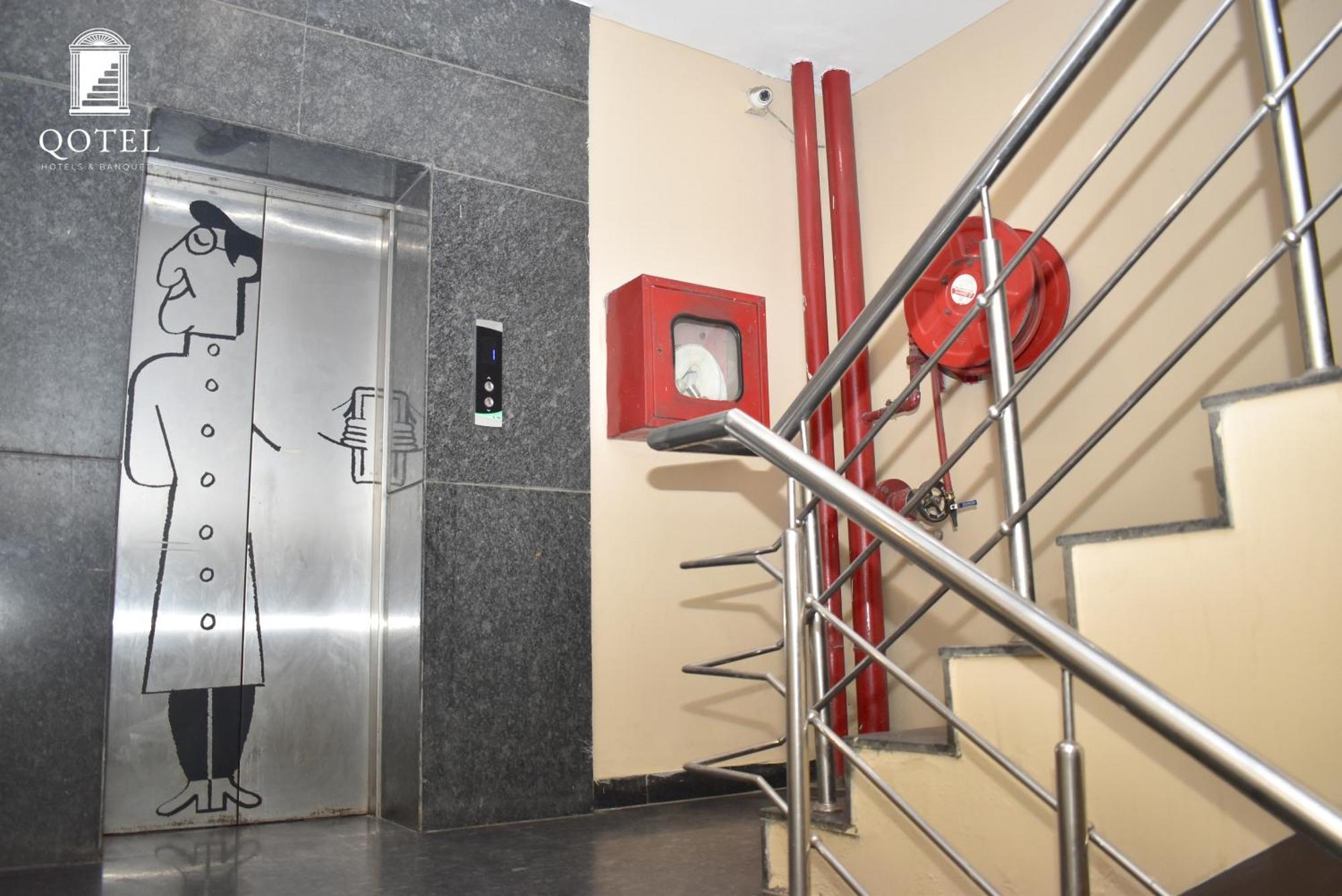 Hotel La Serene By Qotel-Gagan Vihar Anand Vihar New Delhi Exteriör bild