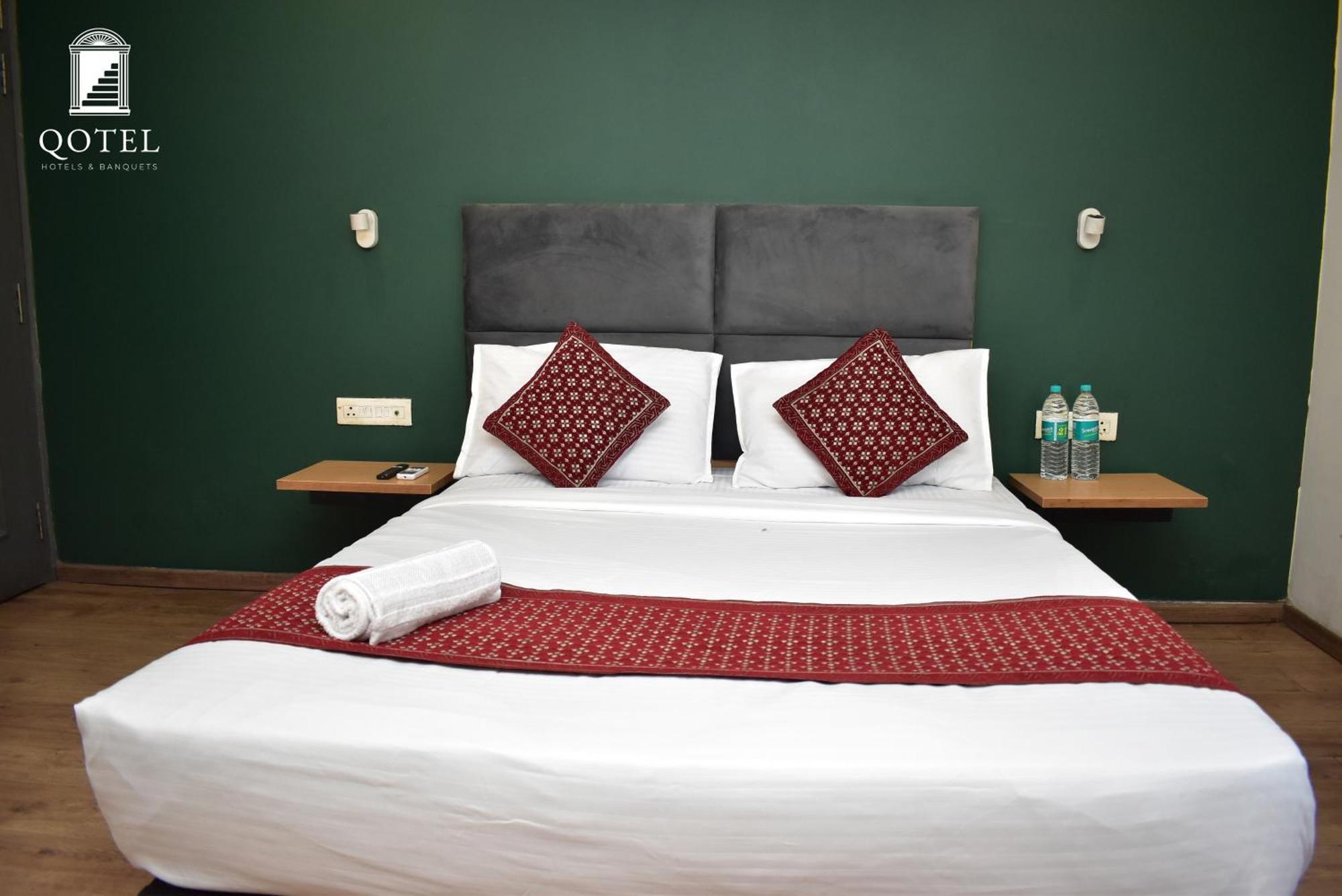 Hotel La Serene By Qotel-Gagan Vihar Anand Vihar New Delhi Exteriör bild